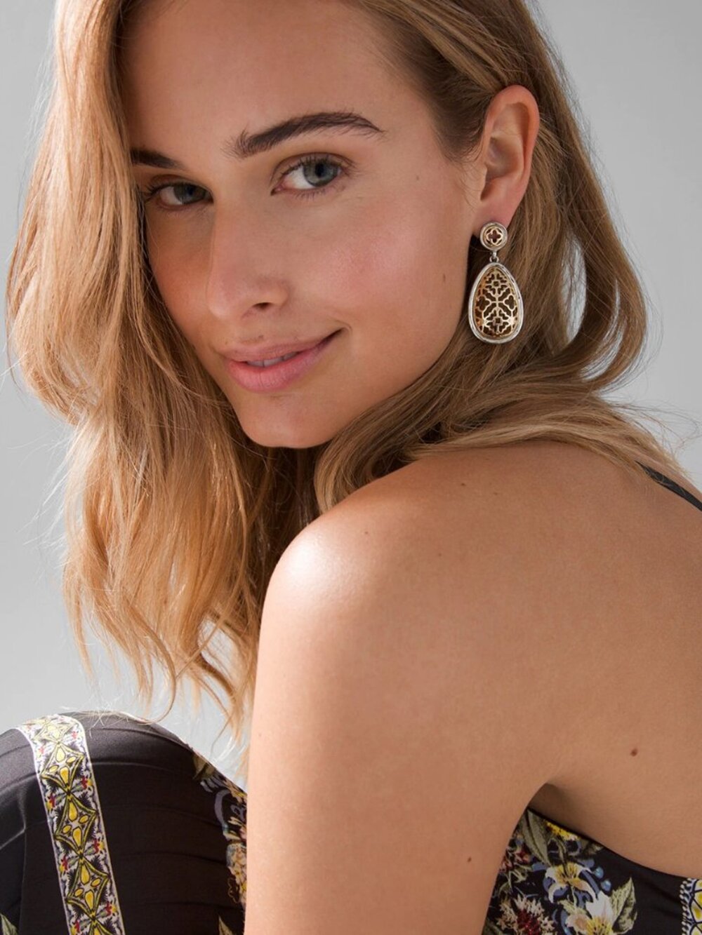 WHBM GORGEOUS! Goldtone + Silvertone Drop Earrings FILIGREE Mixed Metal Two Tone - Picture 2 of 5